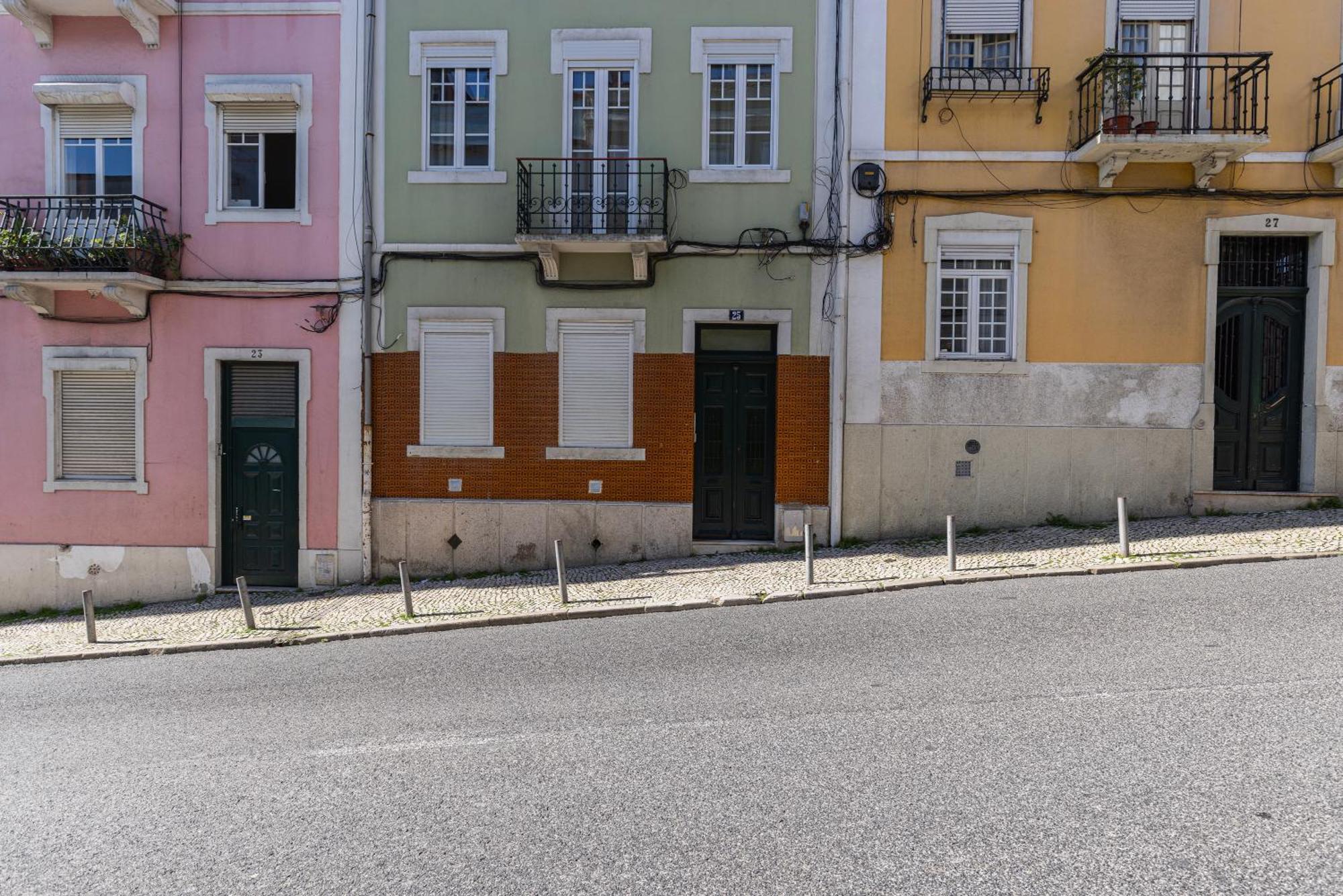 Apartamento Moderno Com Terraco Lisbon Exterior photo