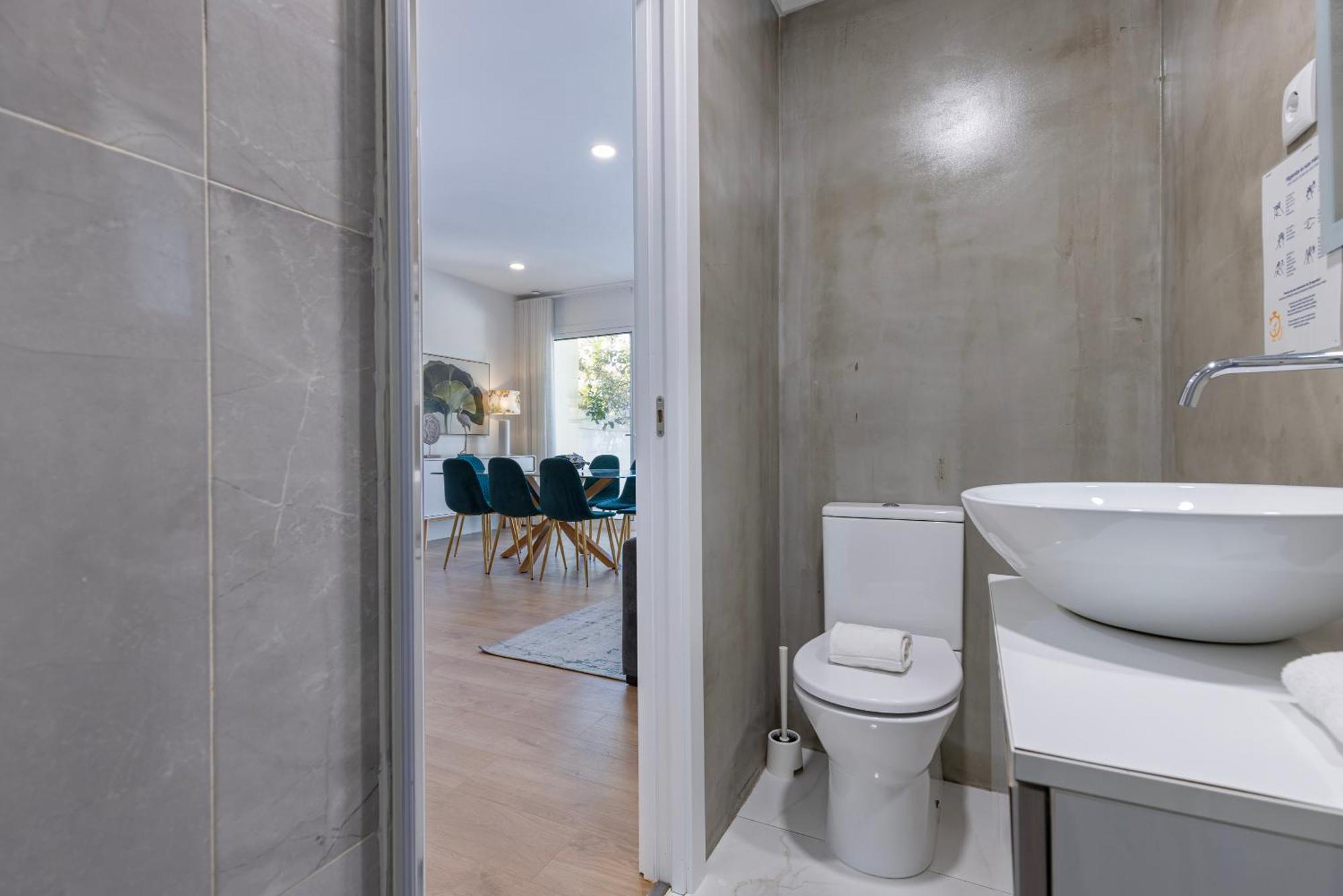 Apartamento Moderno Com Terraco Lisbon Exterior photo