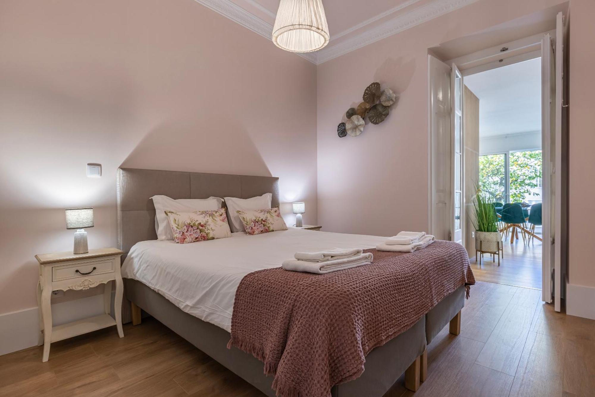 Apartamento Moderno Com Terraco Lisbon Exterior photo