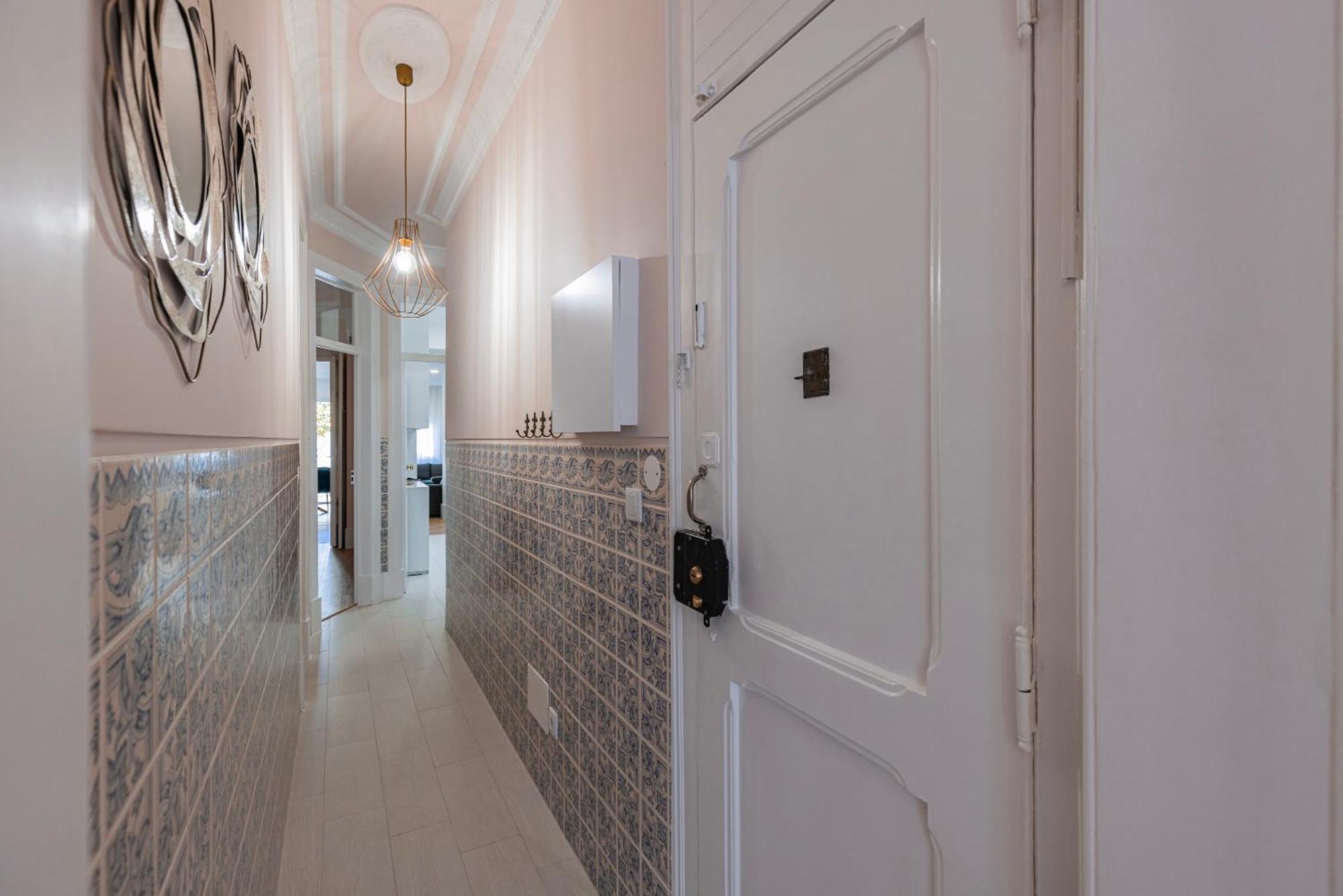 Apartamento Moderno Com Terraco Lisbon Exterior photo
